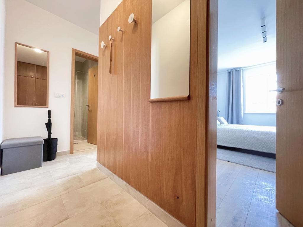 Caramel Comforts With Sea View In Stinjan Only 300 Meters From The Beach Pula Exterior photo